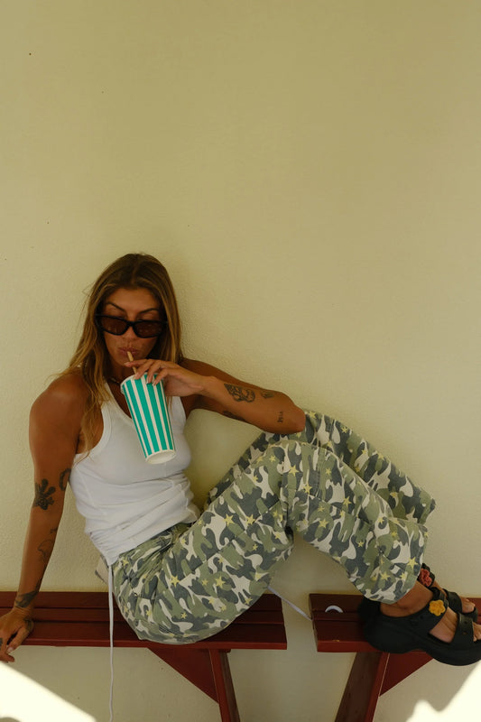 Pre-Order - By Billie -  Baggy jeans - camo star